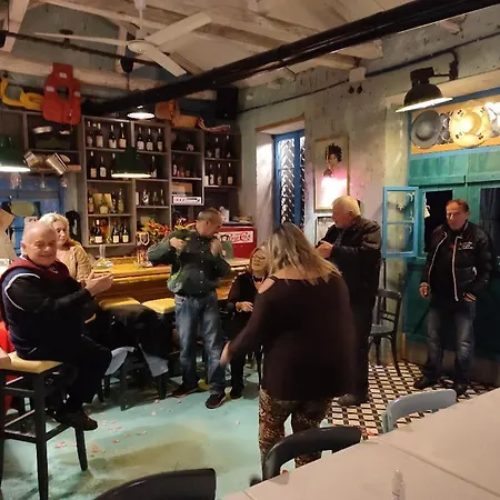 Villa The Yellow Mansion! αγιος γεώργιος νηλείας πήλιο *