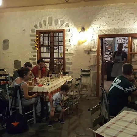 Villa The Yellow Mansion! αγιος γεώργιος νηλείας πήλιο
